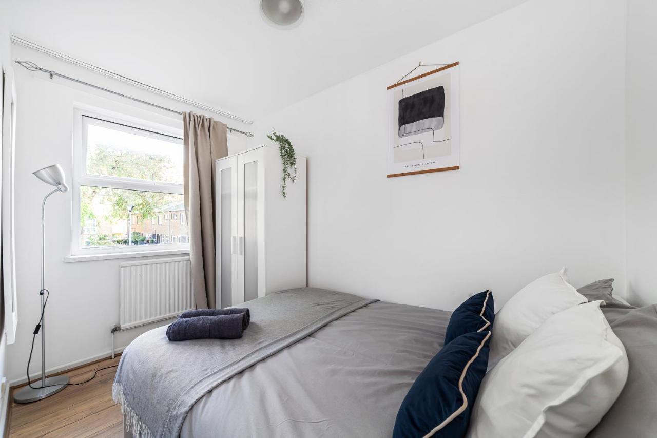 Arte Stays - 3-Bedroom Bright House London, Haggerston, Garden, Parking, 8 Min Walk To Haggerston Station, Weekly Or Monthly Stays, Serviced Accommodation - 7 Guests Dış mekan fotoğraf