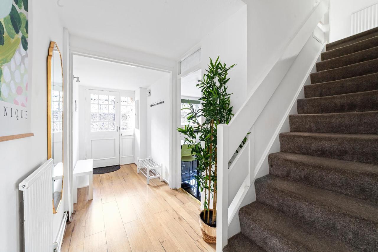 Arte Stays - 3-Bedroom Bright House London, Haggerston, Garden, Parking, 8 Min Walk To Haggerston Station, Weekly Or Monthly Stays, Serviced Accommodation - 7 Guests Dış mekan fotoğraf